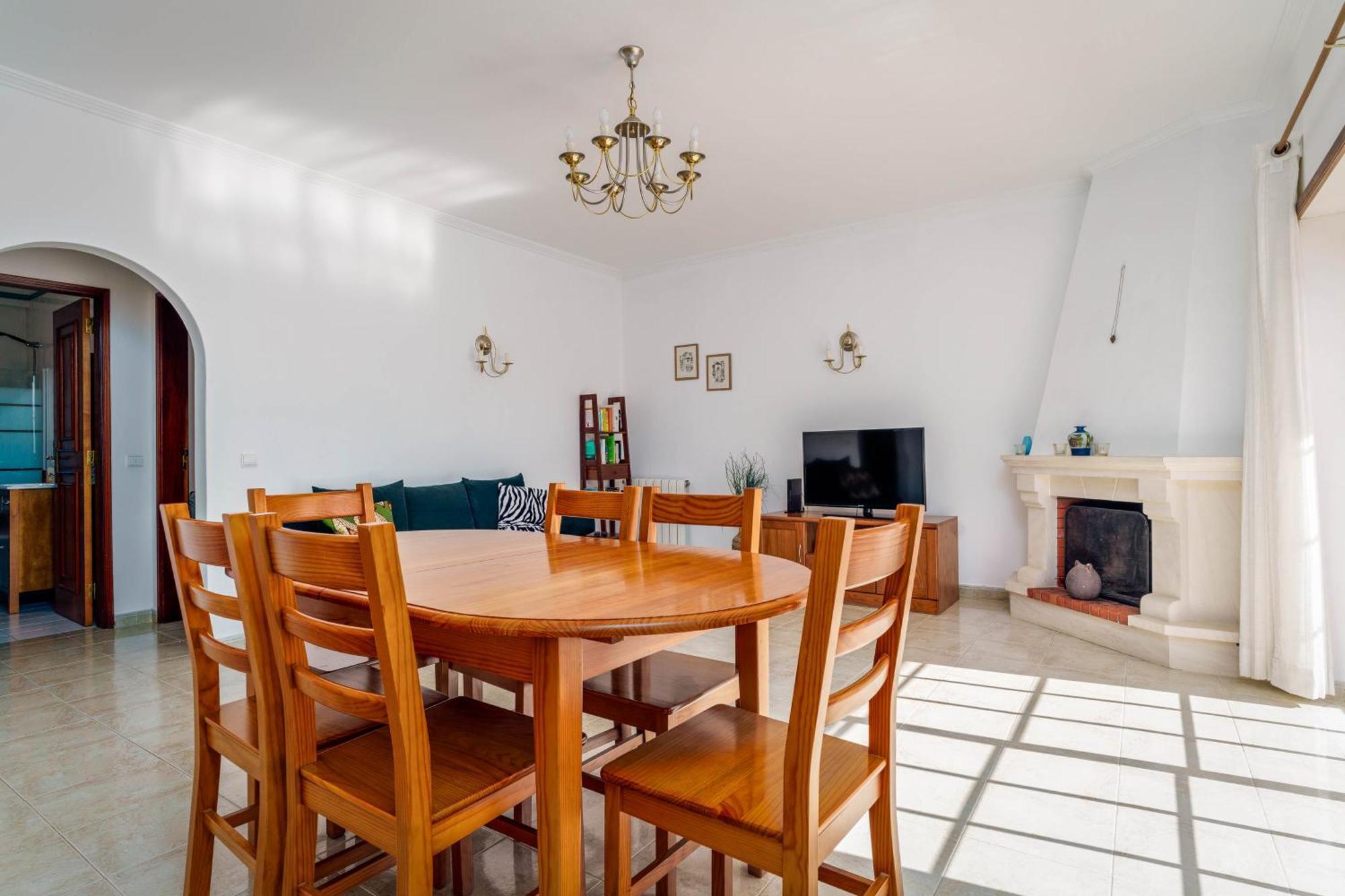 Апартаменты Cozy Sunny Peaceful Flat With Swimming Pool Бургау Экстерьер фото