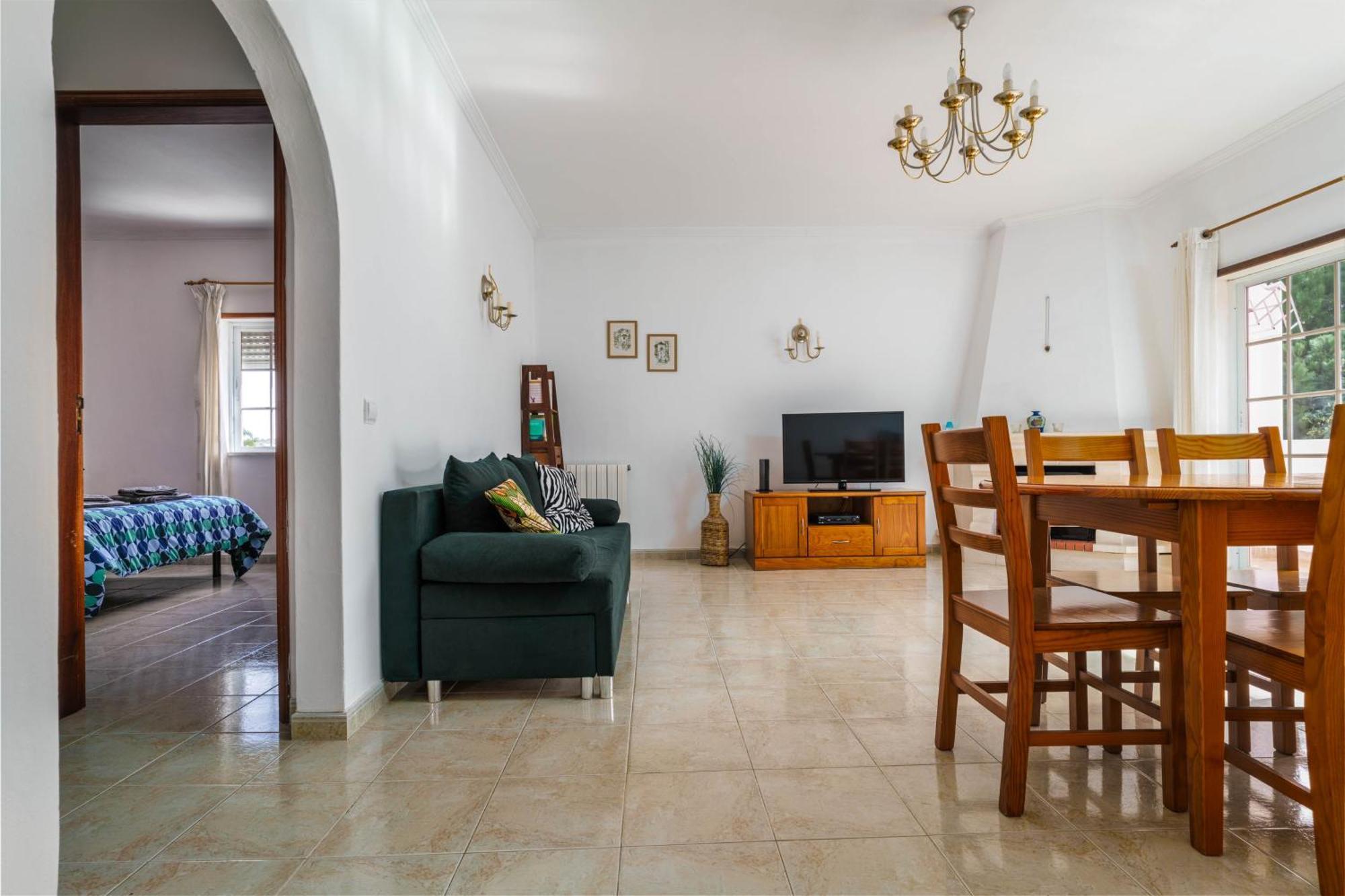 Апартаменты Cozy Sunny Peaceful Flat With Swimming Pool Бургау Экстерьер фото